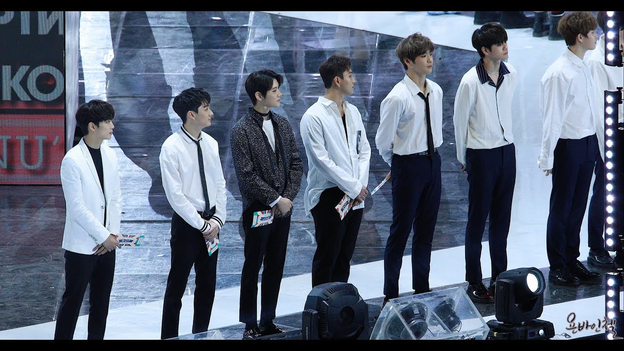 171022 워너원-뉴이스트W [부산 원아페 등장] 직캠 by 욘바인첼