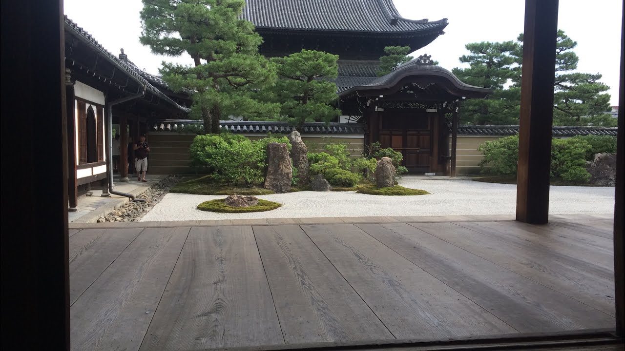 Clueless in Japan - Oldest Zen Temple in Kyoto