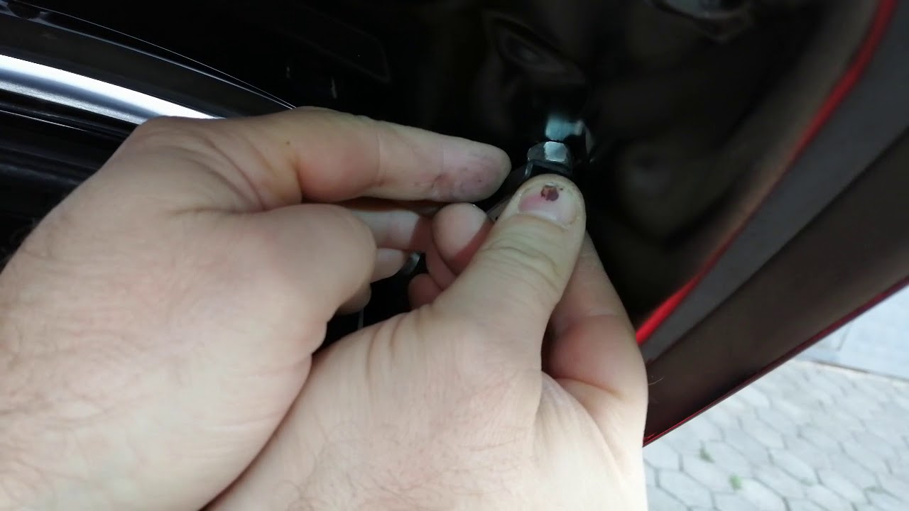 Piaggio X Evo How to adjust trunk