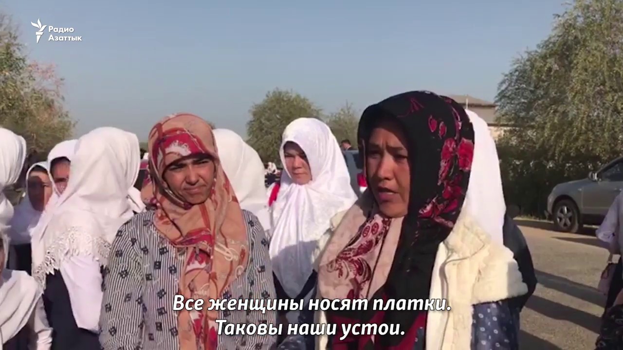 В селе Фердауси не стихает спор вокруг хиджабов