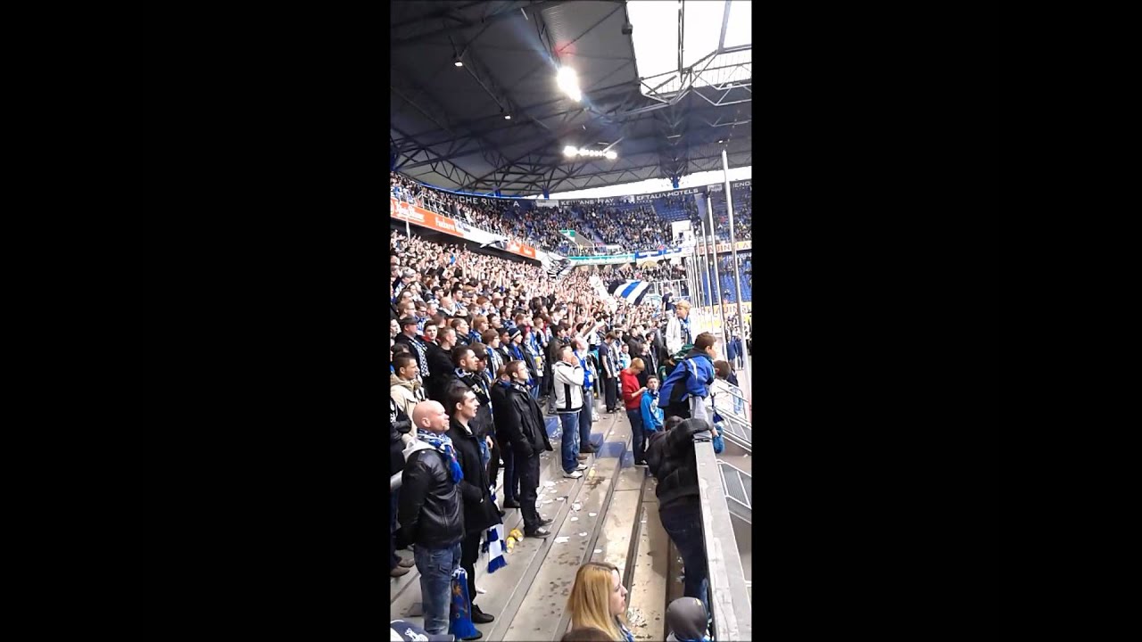 Stimmung des MSV-Duisburg gegen Eintracht Frankfurt