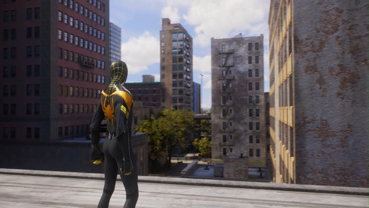 Marvel's Spider-Man 2 swinging