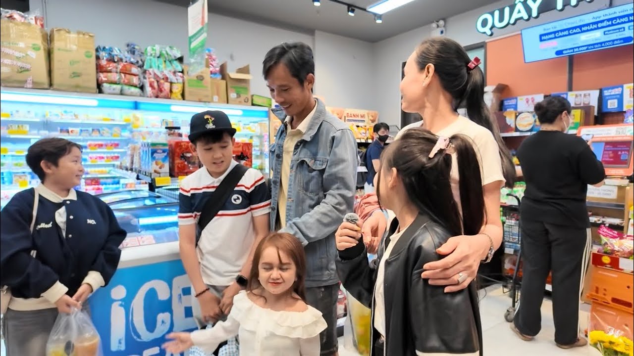 Cả Nh&oacute;m Được Thầy Dẫn Về Chung Cư Chơi V&agrave; Buổi Tối N&aacute;o Nhiệt C&ugrave;ng Gia Đ&igrave;nh