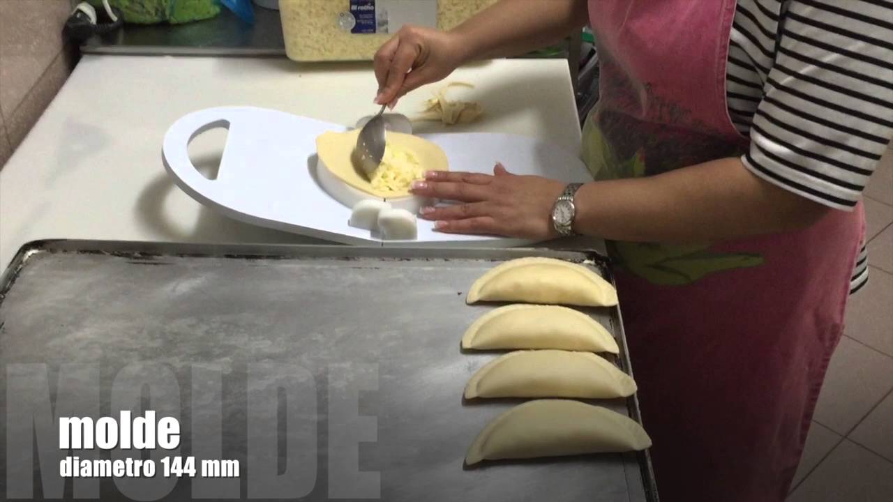 EMPANADAS MACHINE MANUAL