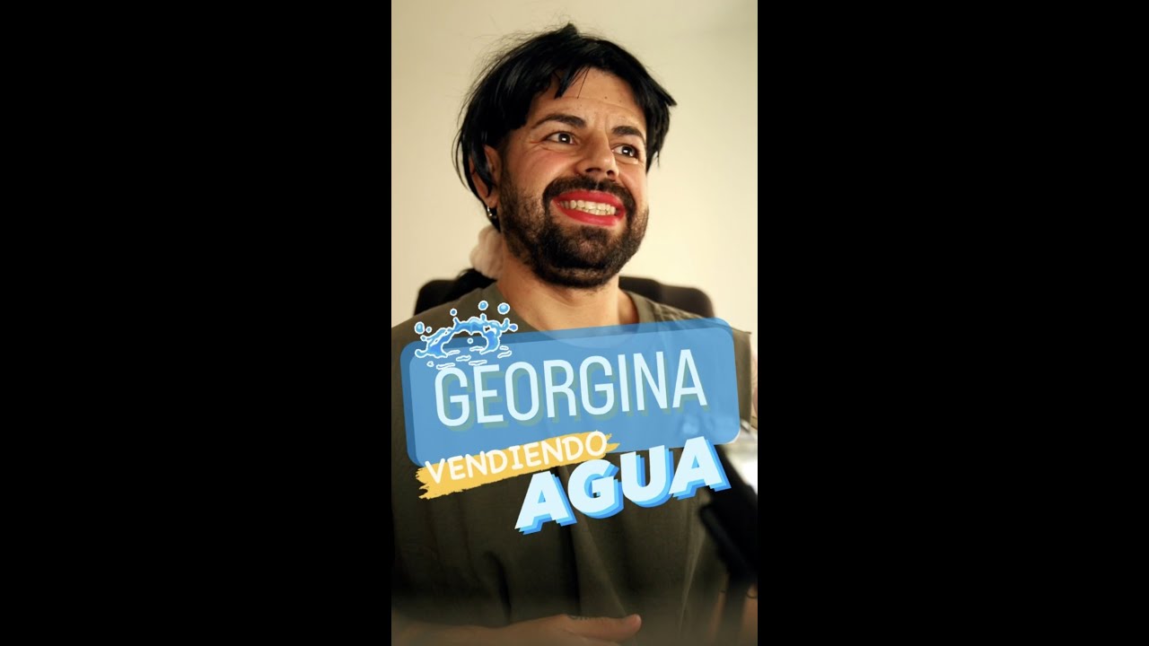 GEORGINA VENDIENDO AGUA