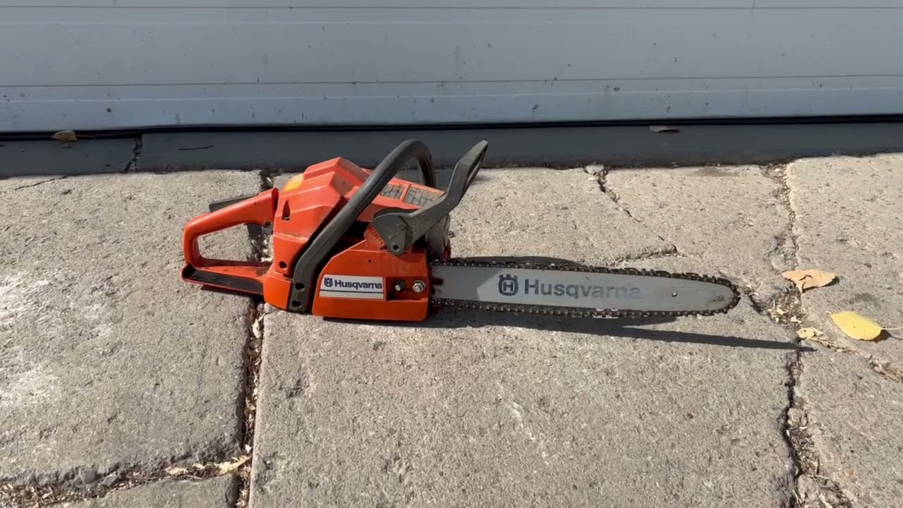 Husqvarna 136 Chainsaw