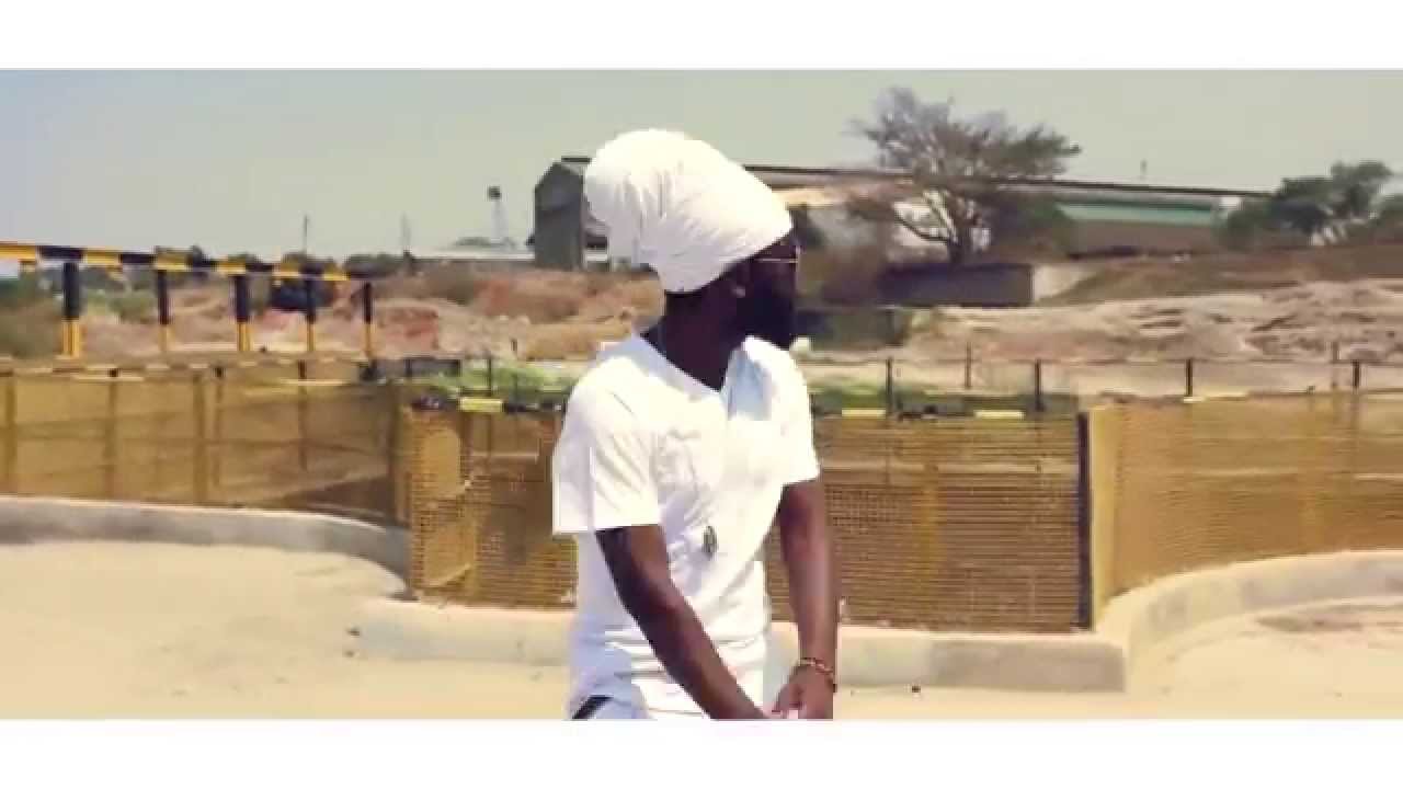MARTIN KOMBATS MY LIGHT OFFICIAL MUSIC VIDEO BY XL GRAPHIC1(OFFICIAL VIDEO)