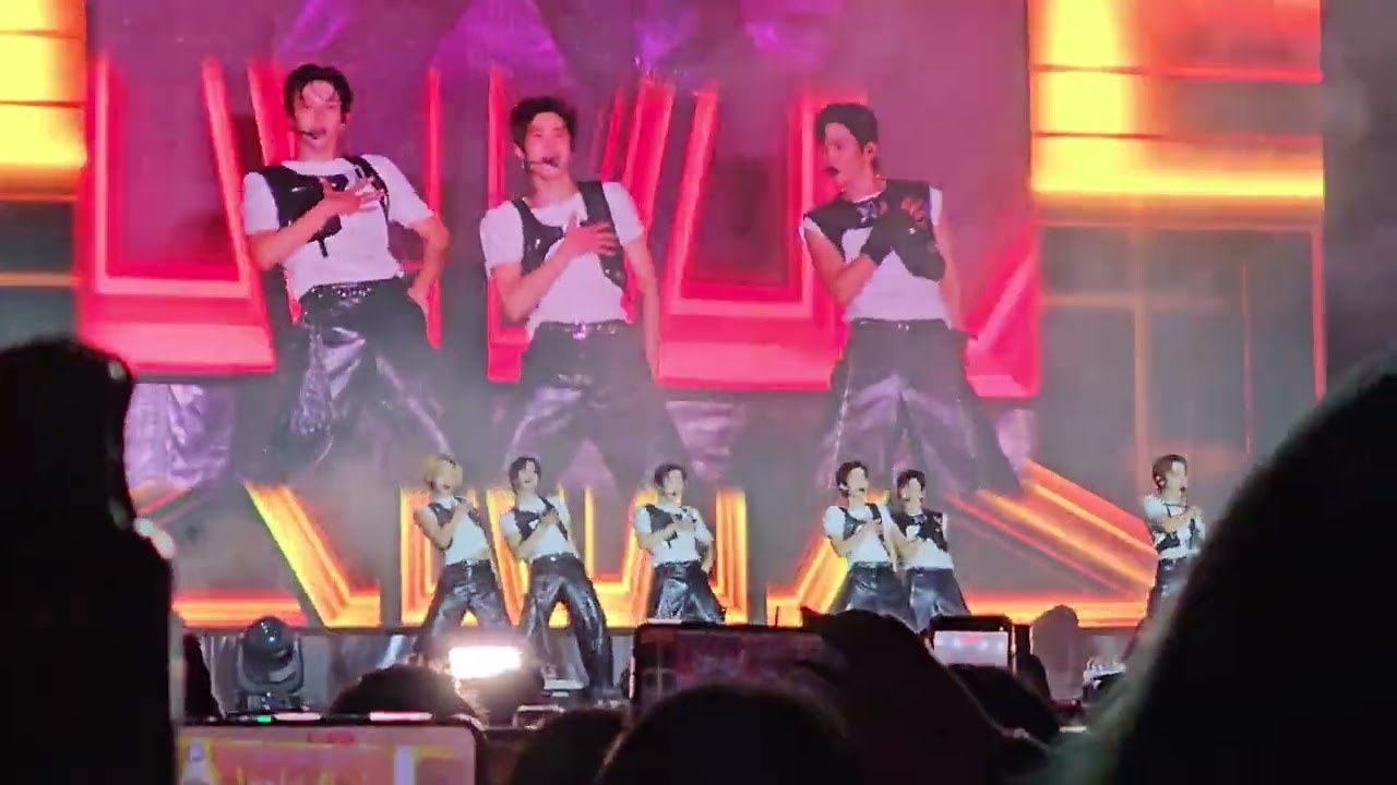151125 RIIZE IN MEXICO - 'Get a Guitar'