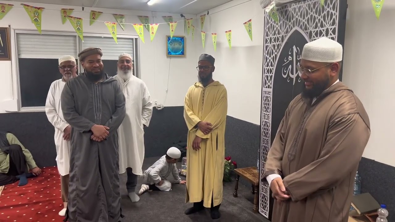 Huldiging Ramadan 2024 Hafiz Shafie Madhar en Hafiz Abbaas Rodjan door eerwaarde Maulana Abduraraouf