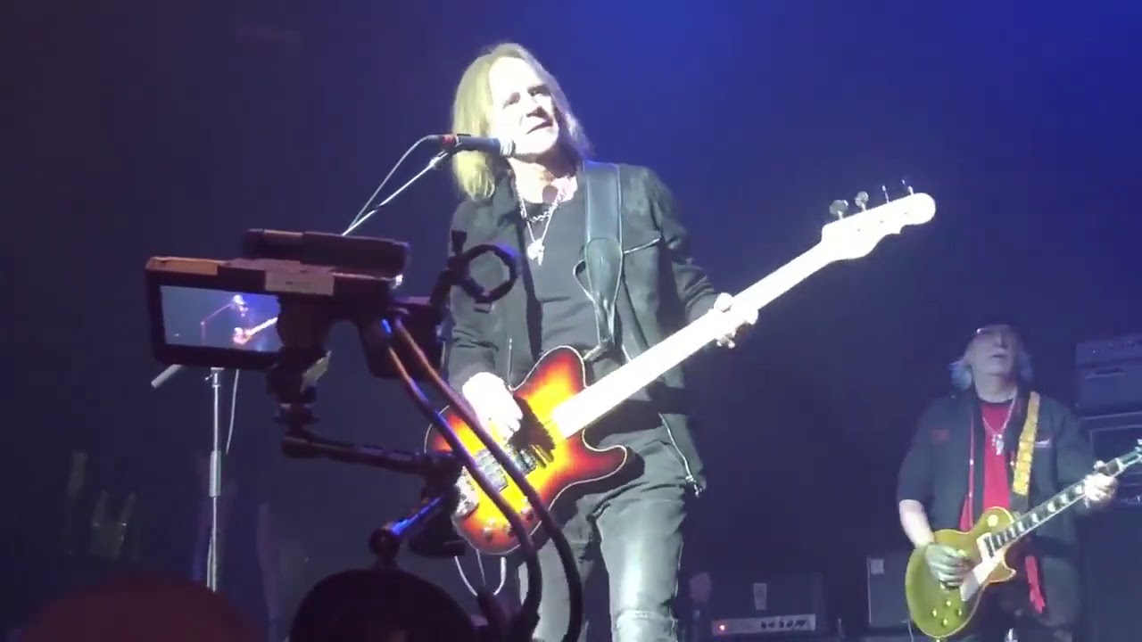 Joe Perry & Friends: Sweet Emotion (cut) w/Tom Hamilton, Brad Whitford, Boston 2018-04-18