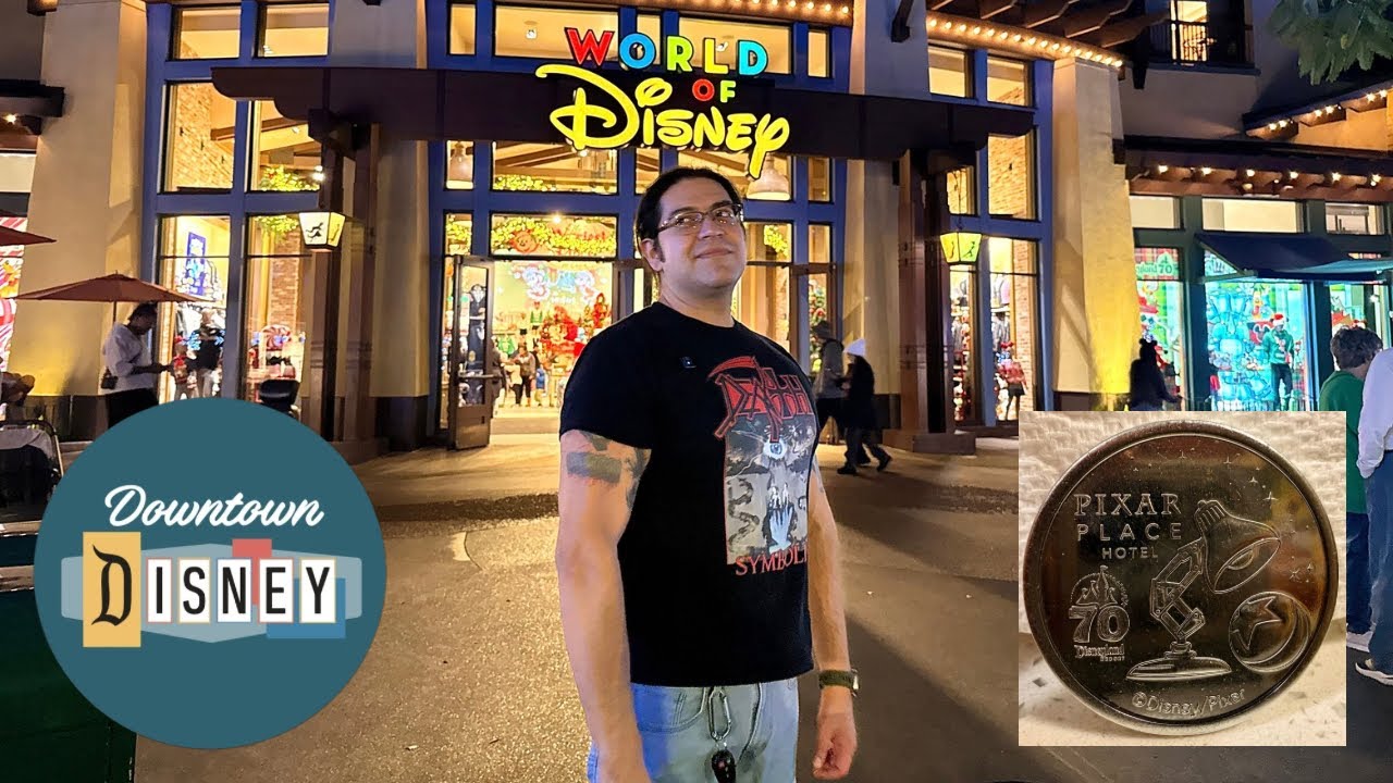 Downtown Disney Medallions and some Christmas fun!