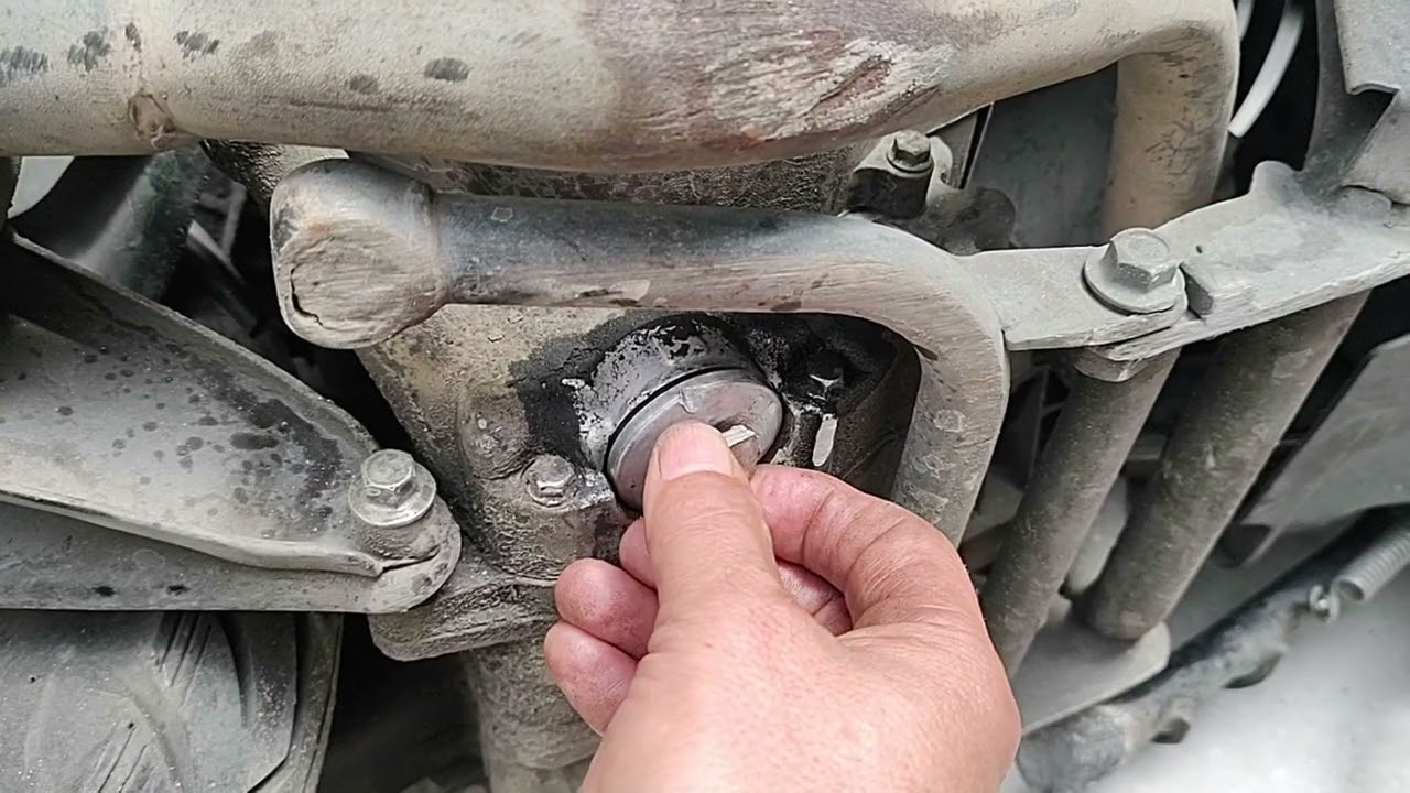 Cómo sacar el tornillo barrido del carter el aceite de una moto