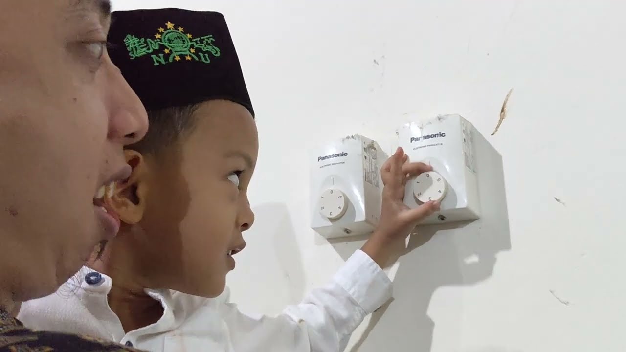Nyalain 2 kipas gantung panasonic