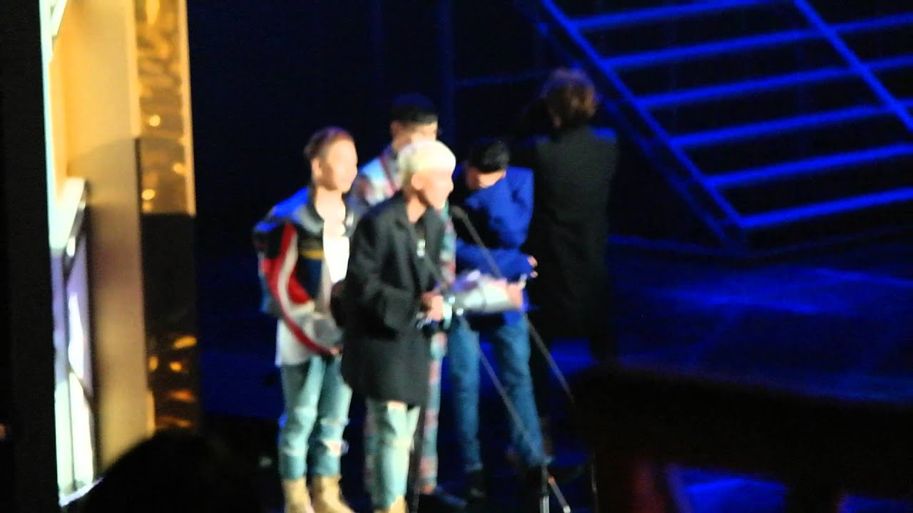 160217 가온차트 빅뱅 수상때 방탄소년단 반응