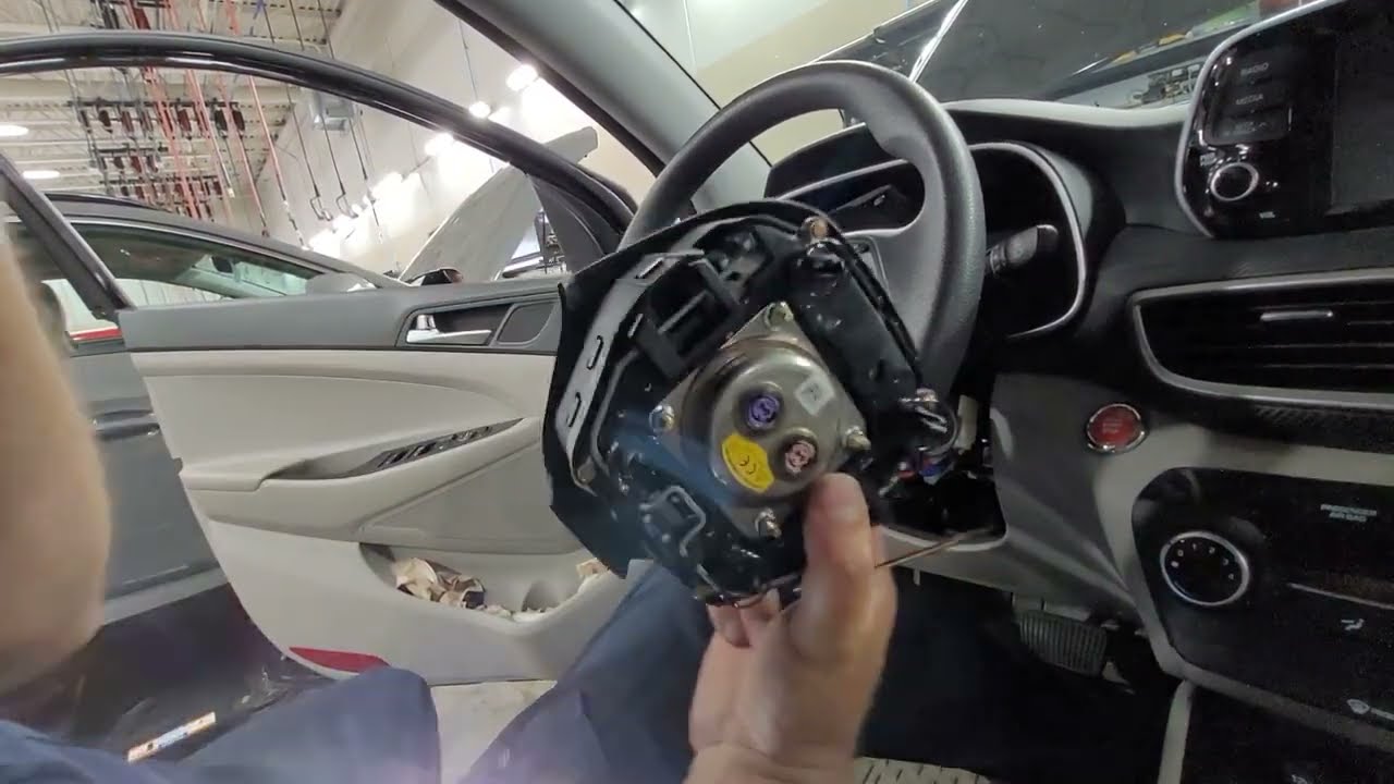 Hyundai Tucson 2019 air bag, clock spring and multi switch removal