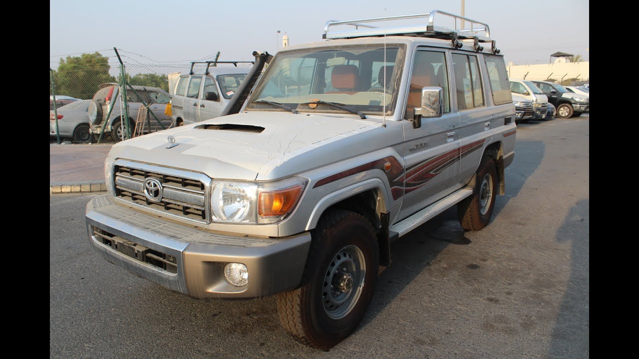 Toyota Land Cruiser VDJ76 5-Door Hardtop LX 4.5L V8 Diesel 4WD 2020 Model - Silver Color