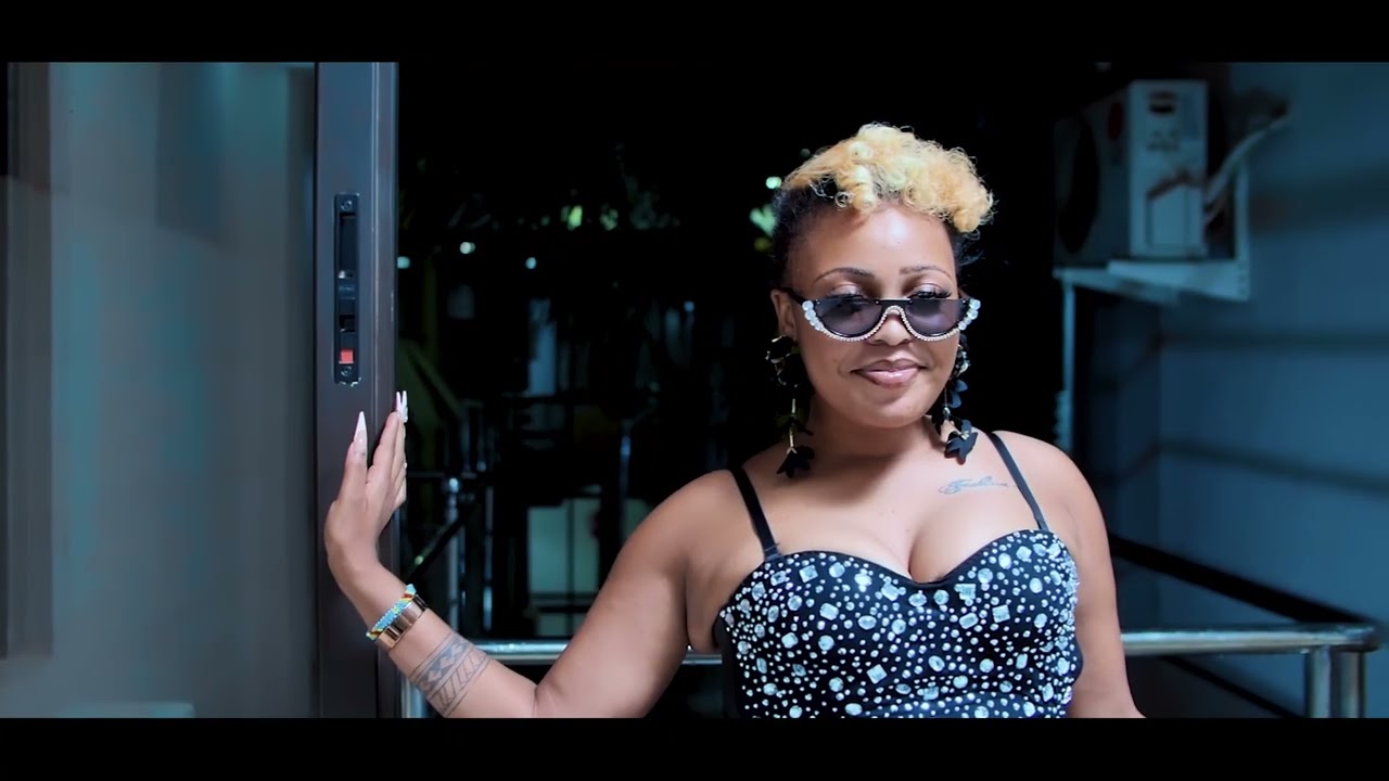 Lil Kelly107 Ft Towela Kaira & Jae Cash _ So Che (Official_Music_Video).