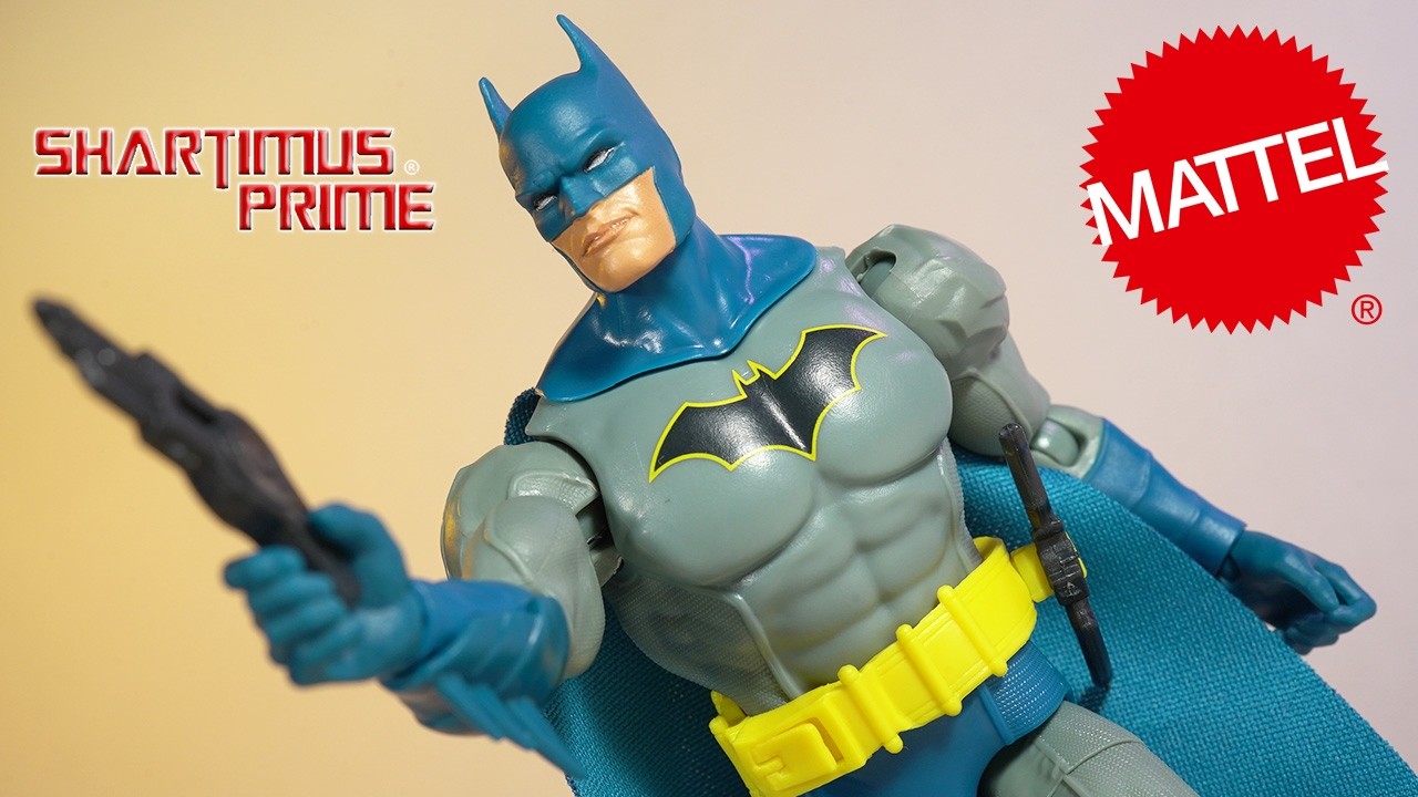 Неотредактированный обзор фигурки Бэтмена от DC Comics от Mattel.