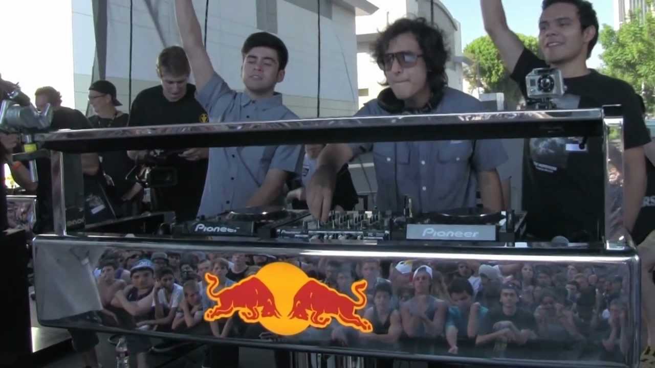 3BALL MTY - THESE DUDES ARE AWESOME @ MAD DECENT BLOCK PARTY LA 2012 - 8.25.2012