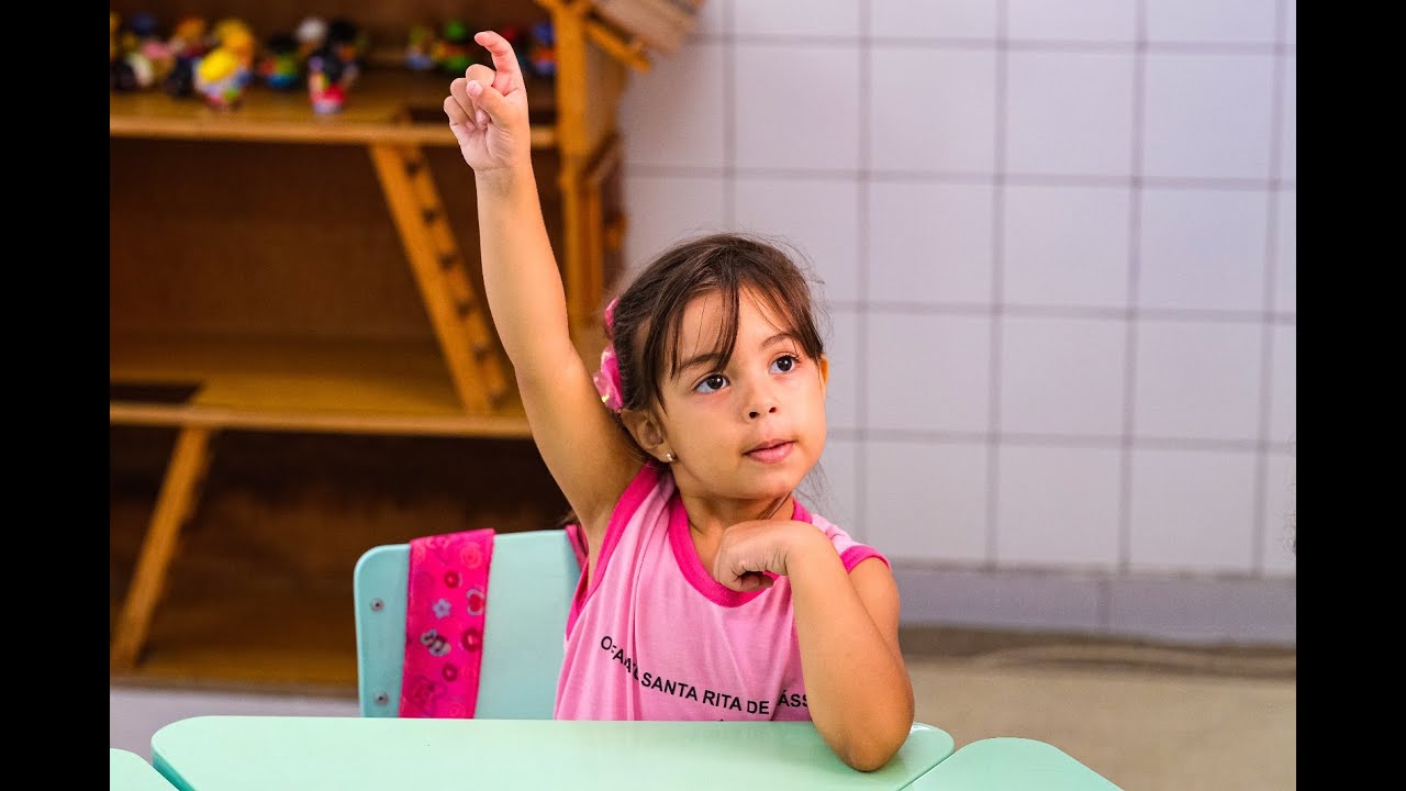 Apadrinhe uma Criança do Nosso Orfanato