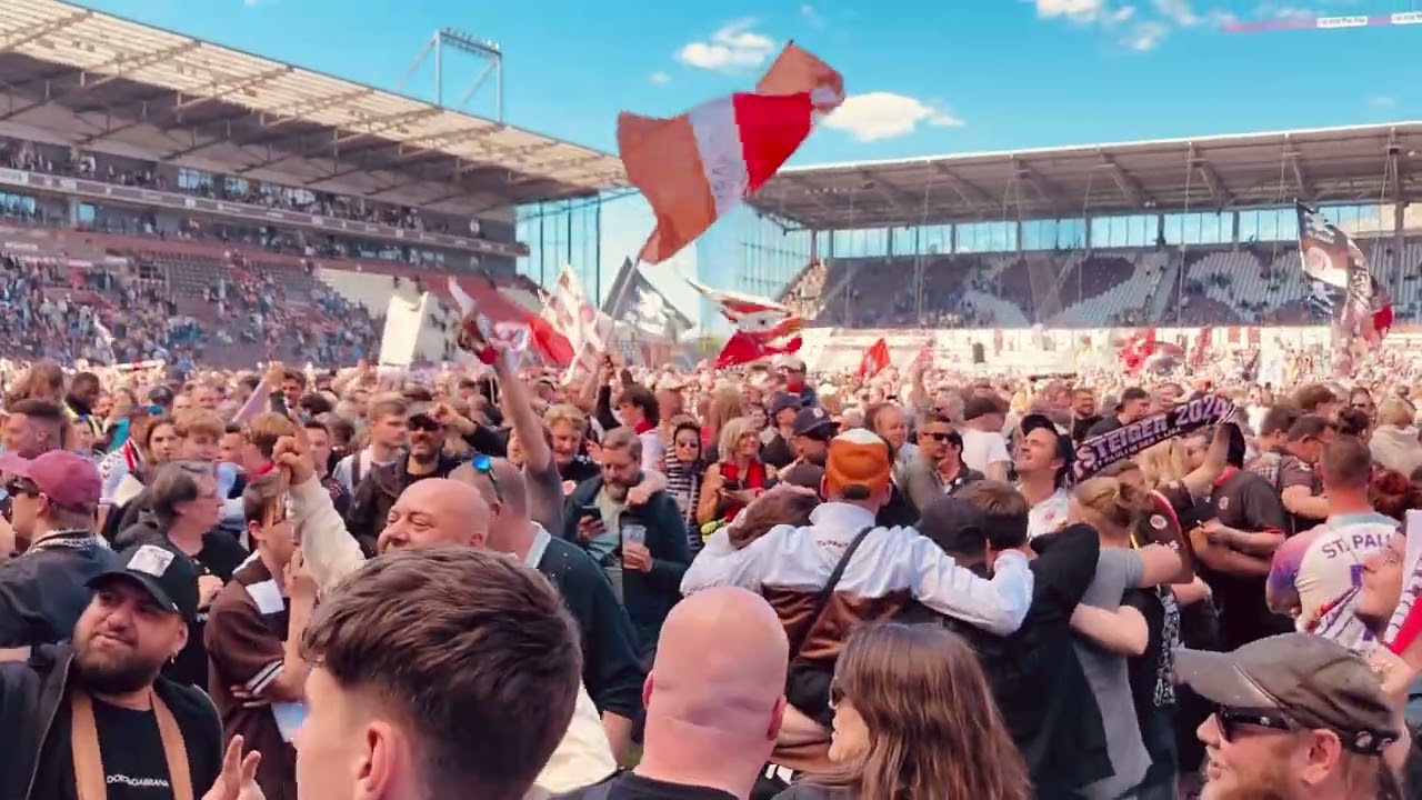 FC St. Pauli Aufstieg 2024 – Thees Ulmann 
