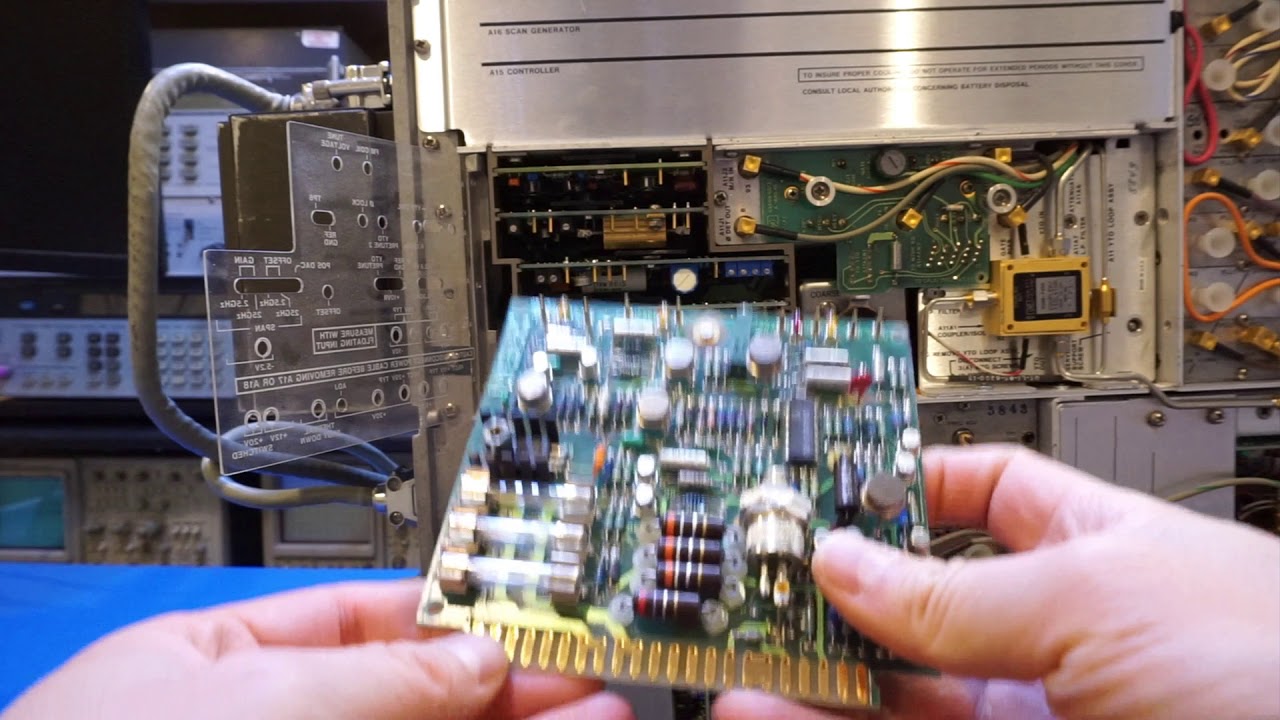 HP 8566B Spectrum Analyzer 
