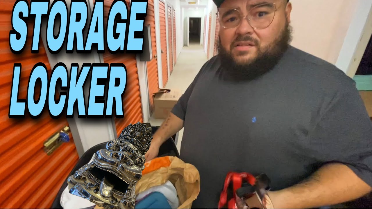 JUST AMAZING! We scored at the abandoned #storage auction #unboxing with wifey @Little Mama Stalker