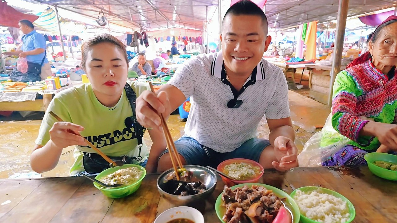 ĐI ĂN SẬP CHỢ PHIÊN LÙNG PHÌNH TOÀN MÓN NGON HẤP DẪN | TUYÊN XINH GÁI