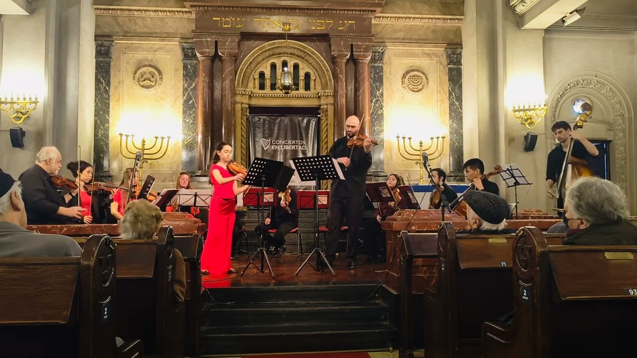 J. S. Bach Concerto for two violins in D minor. Xavier Inchausti and Lucia De Santis ( 3• mov.)