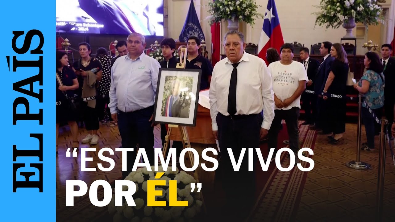 CHILE | Los mineros rescatados le rinden homenaje a Sebastián Piñera | EL PAÍS