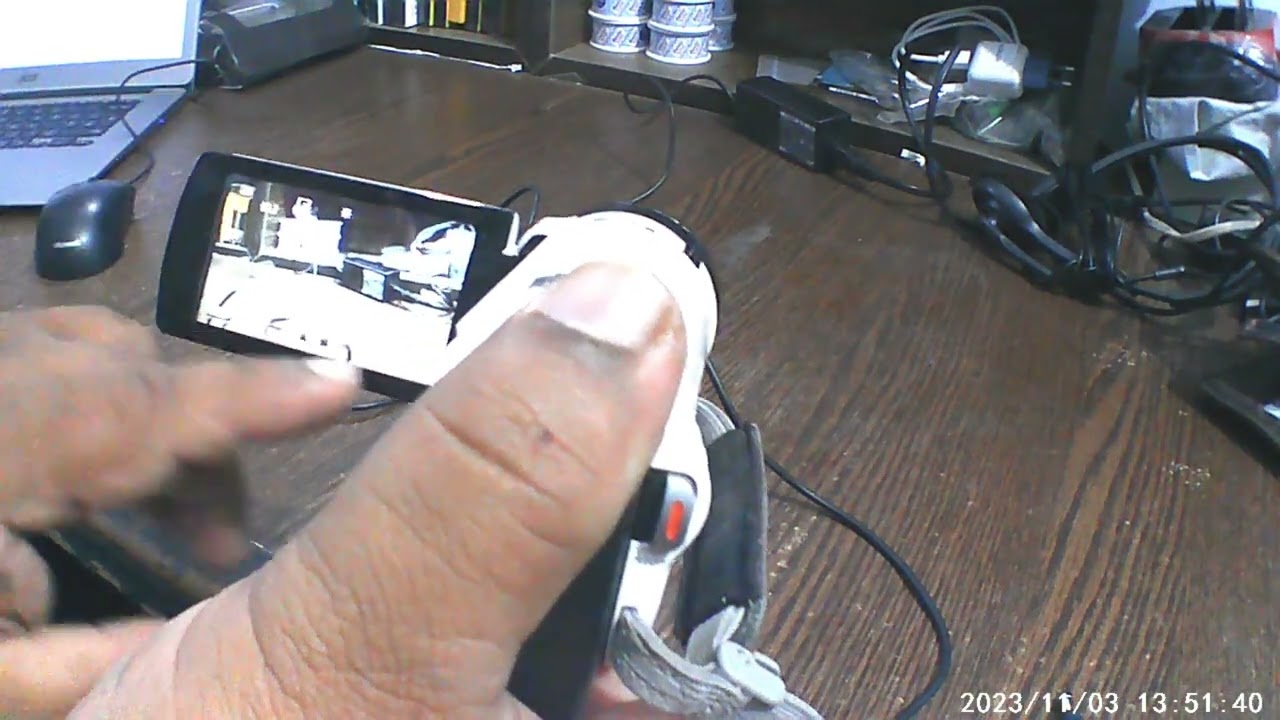 JVC Everio Full HD HandyCam GZ E117 W Review