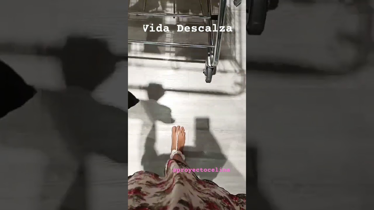 Descalza en Supermercado #barefooter #barefootlife #vidadescalza #descalza Barefoot Shopping