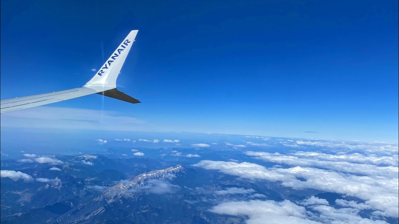 Ryanair Flight from Dublin to Barcelona 🤩 #ryanair #dublin #ireland #barcelona #spain #vlog