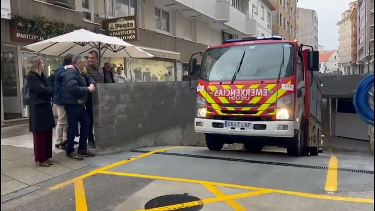 Sanxenxo estrena su primer paso subterráneo en la calle Madrid