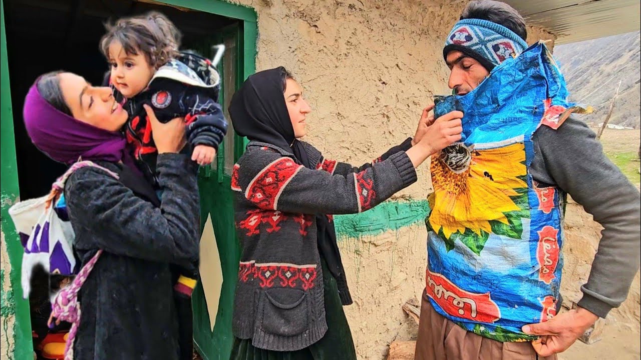 Leila by the River | Kamodin&rsquo;s Family Joins Osool-e Din on a Rainy Day