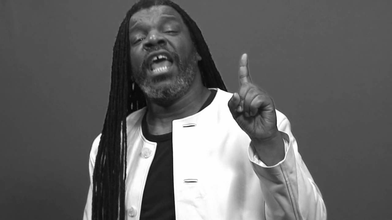 Lloyd Brown - Pass It On feat. Don Campbell, Wayne Marshall and Delroy Pinnock