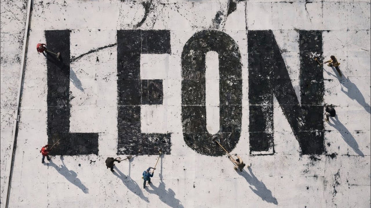 🔴LEÓN, un LIENZO en la NIEVE🔴 CHARLIE y la FÁBRICA de ARTE. Colegio Marista San José.