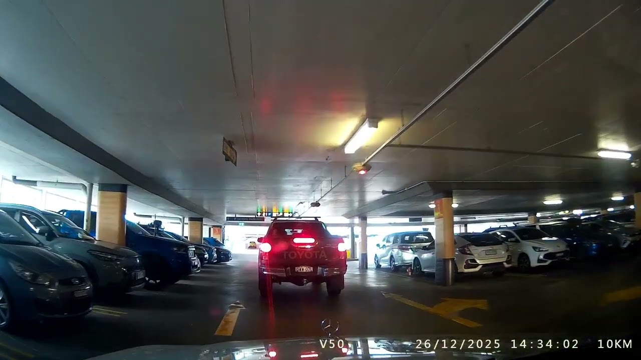 Westfield Penrith High Street entry car park drive around