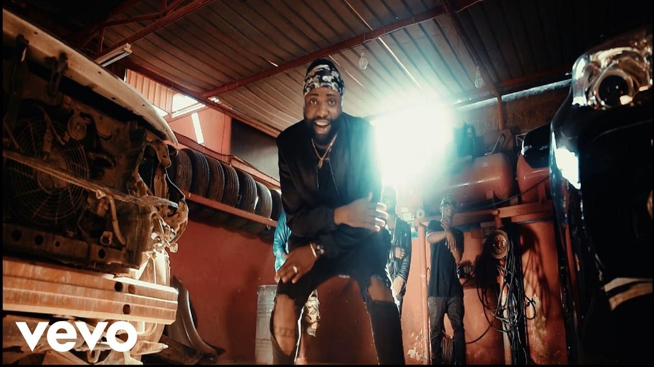 Preto Show - Abre o Motor ft. Os Banah