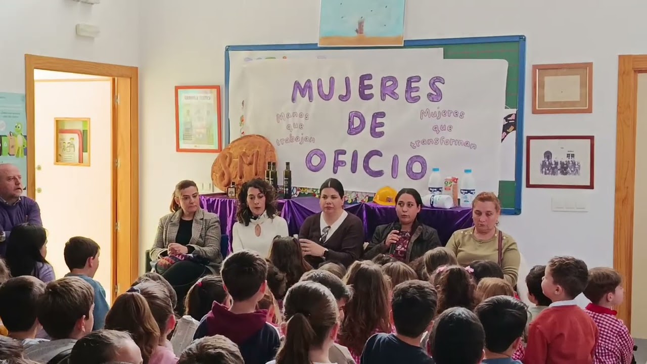 01 CHARLA MUJERES 8M 2026: MANOS QUE TRABAJAN, MUJERES QUE TRANSFORMAN