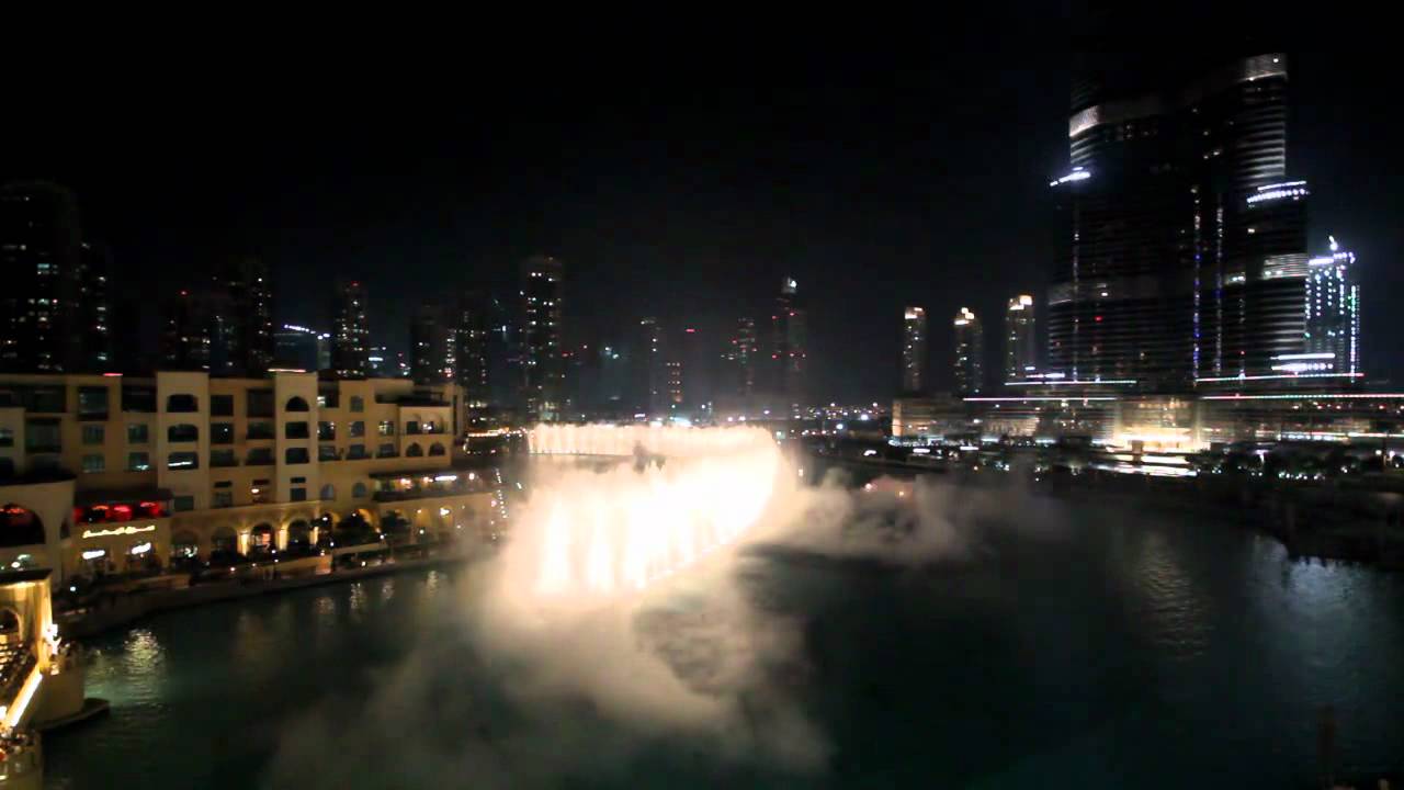 The Dubai Fountain - January 2011 (with fire effects) HD