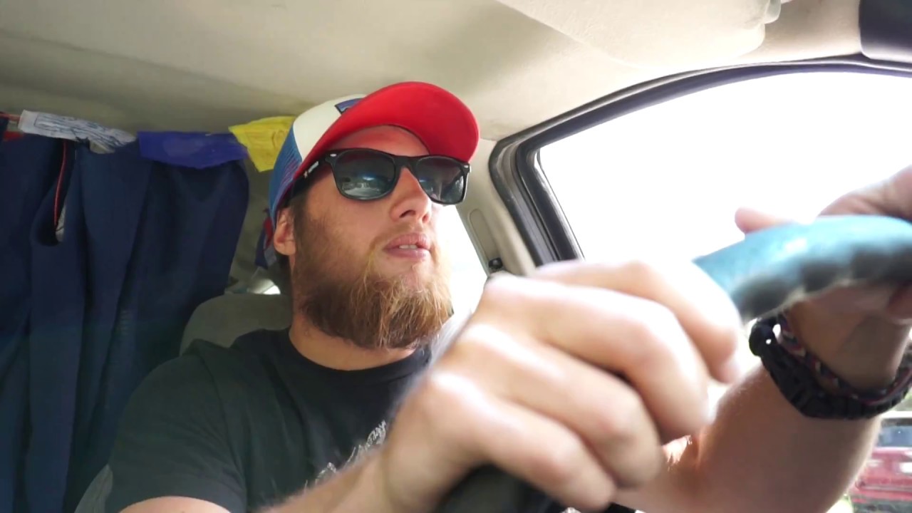 VAN LIFE - chevy Venture 2004 Camper Conversion 250$
