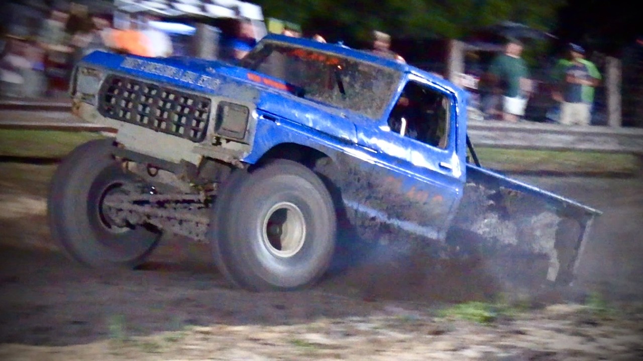 STREET CLASS HEROES MUD RACING TINDAL FARMS MUD BOG