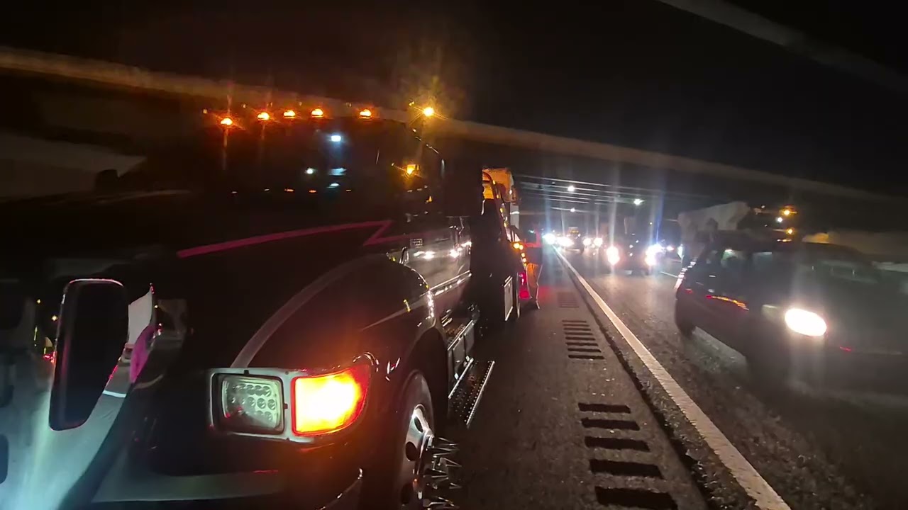 BOX TRUCK TRANSMISSION FAIL ! TOWED TO TAMPA ON I4 EXPRESSWAY 🔥 