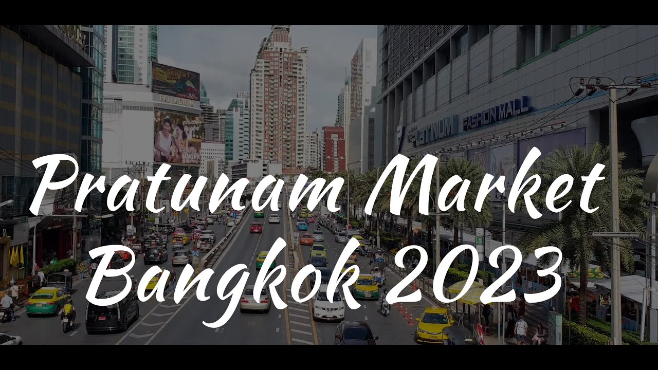 Pratunam market for clothes and accessories in  bangkok Thailand
