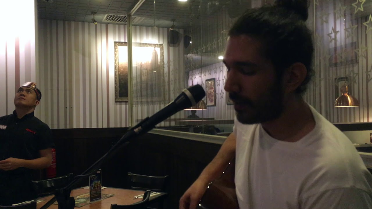 Foo Fighters - Everlong [Cover] (Live at TGI Fridays)
