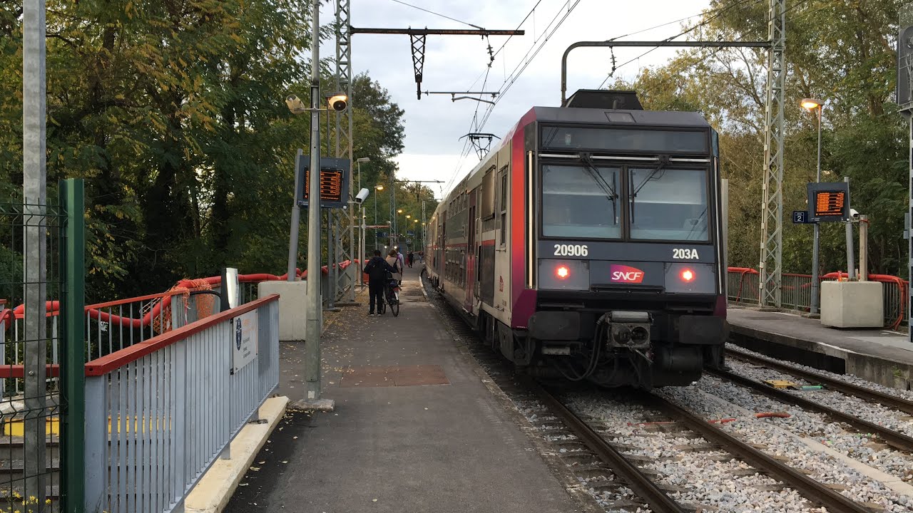 Spot RER-C en gare de Gravigny-Balizy