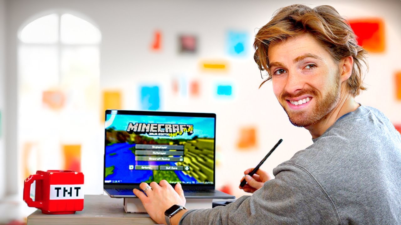 Can I Use Minecraft for Graphic Design?