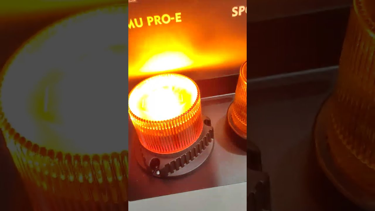 MU Pro-E Hoog Kwaliteit LED Zwaailamp ECER65 Oranje 12/24V 5 jaar Garantie.
