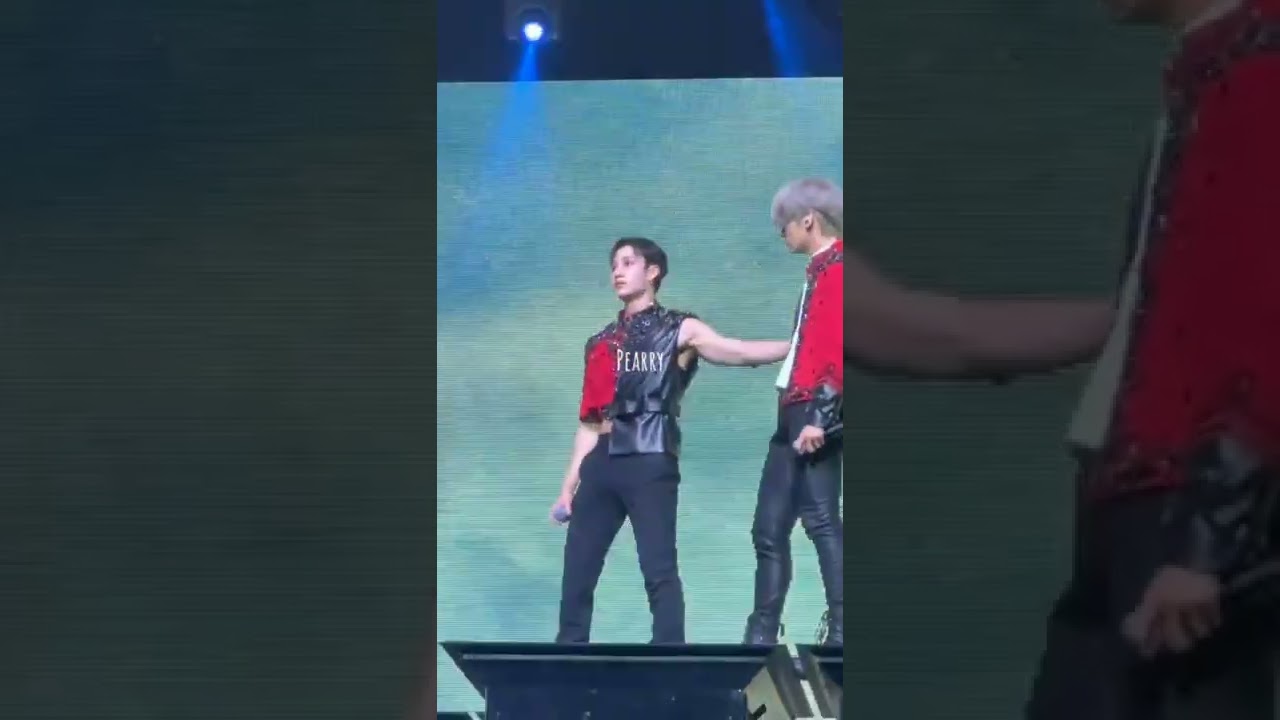Leeknow experienced tech. difficulties during concert || but he did very well😭🤧 #MANIACinNewark